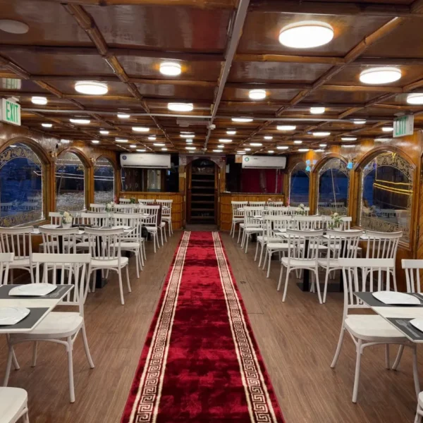 DhowCruiseTableseating DhowCruiseTableseating