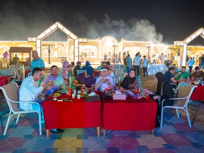 Guestenjoyingfoodnshows
