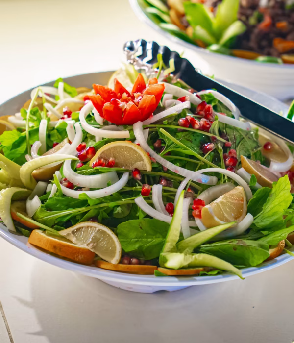 Salad cut